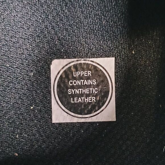 Nike Legend Essential 2 Men's size 10.5M Training Sneaker - Picture 5 of 9